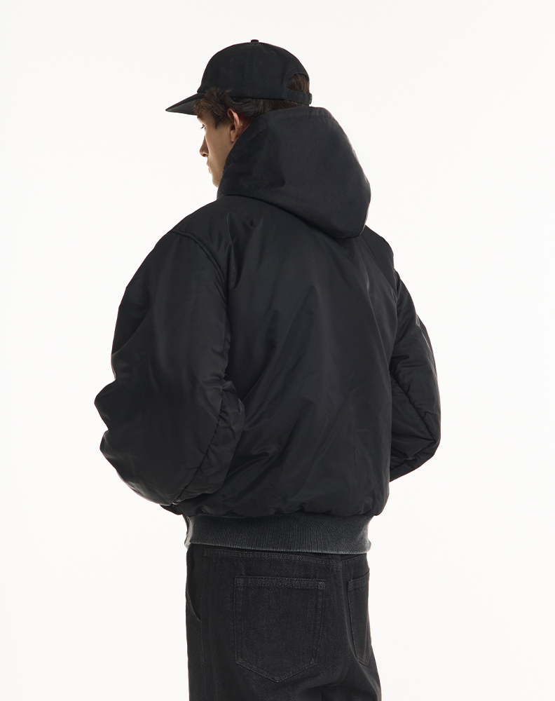 Бомбер «Масляный» черный