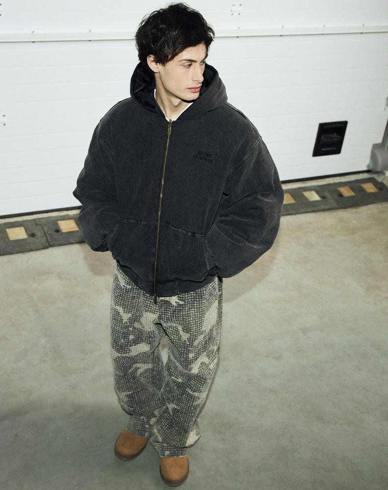 Камуфляжные джинсы, отправка заказов осуществляется после 25 марта