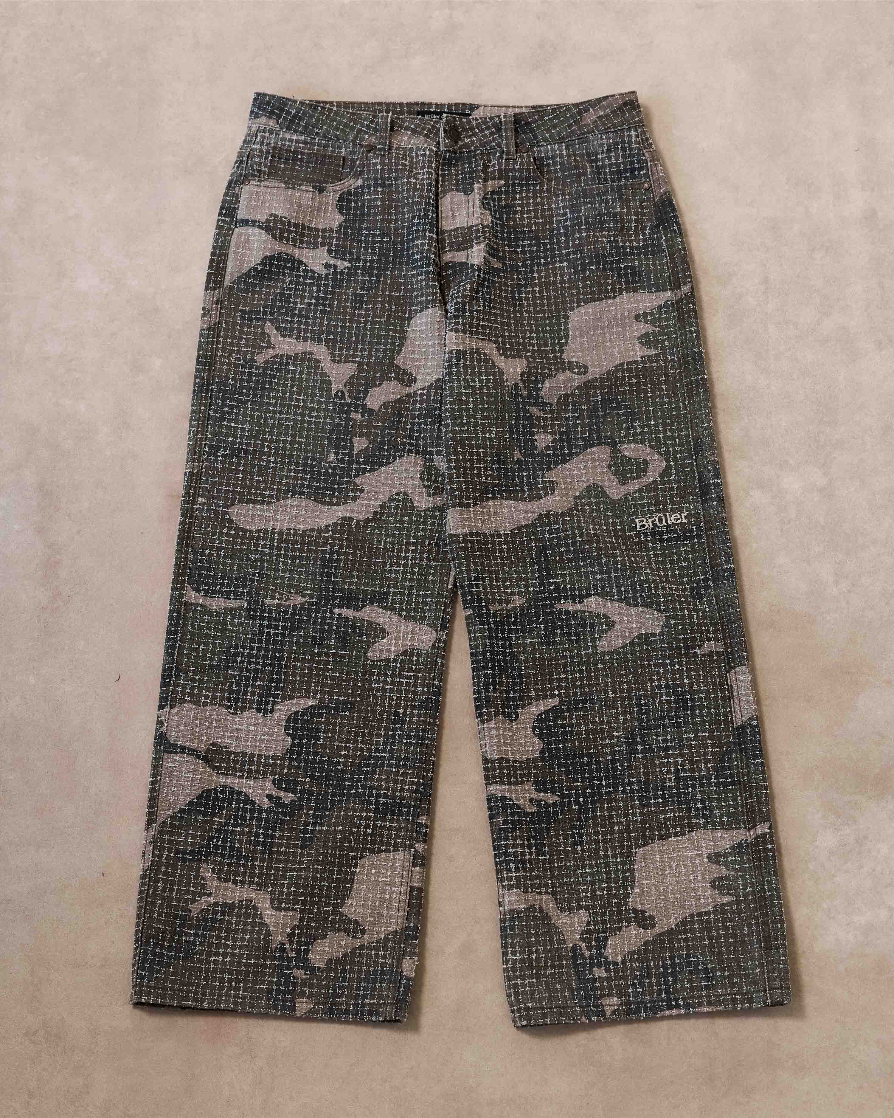 Камуфляжные джинсы, отправка заказов осуществляется после 19 апреля