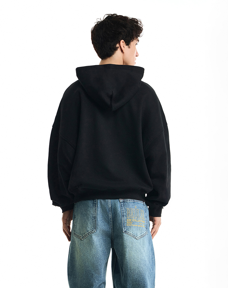 Оверсайз худи черного цвета “Désolé maman”