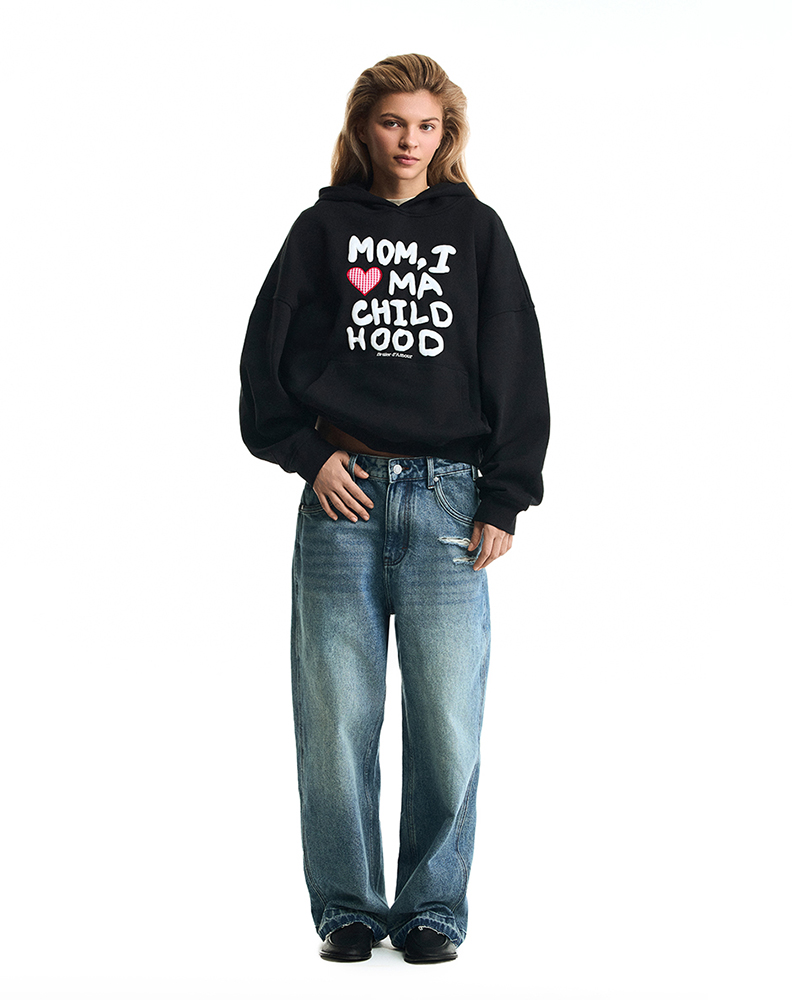 Оверсайз худи черного цвета “Désolé maman”