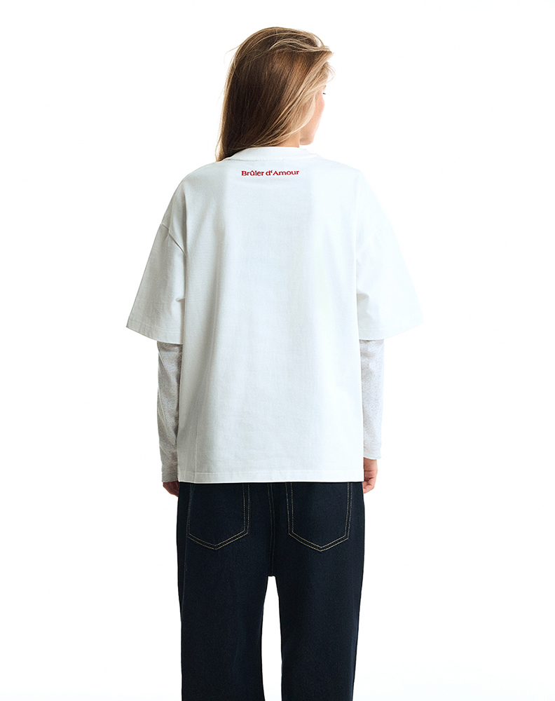 Оверсайз футболка белого цвета “Théâtre de marionnettes”